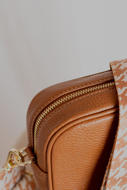 Bolsa Crossbody CAMEL
