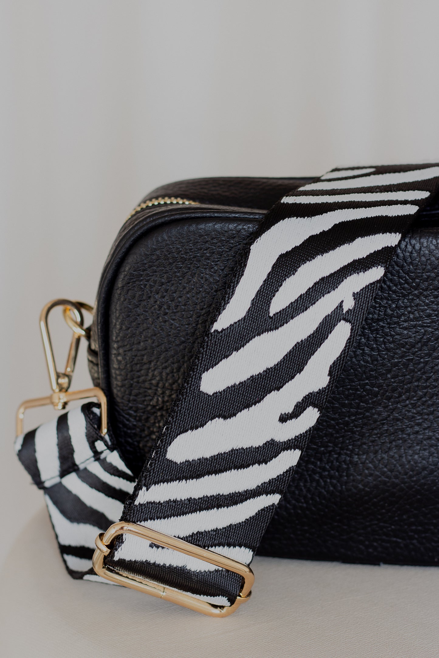Bolsa Crossbody NEGRO